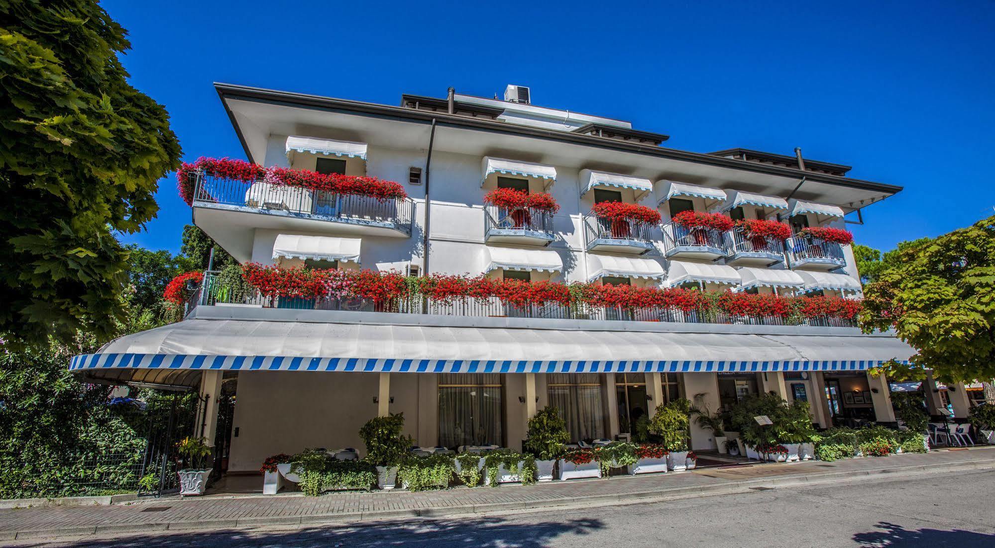 Hotel Venezia E La Villetta Lido di Jesolo Exterior photo